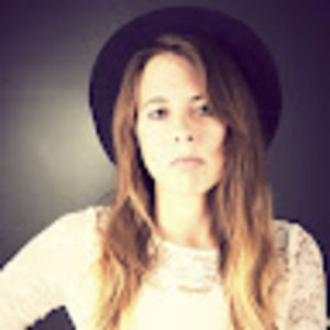 Meet your Posher, Angie